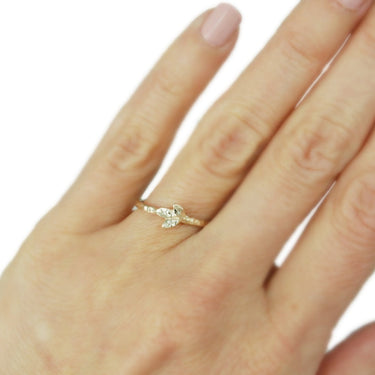 Three Leaf Gold Band
