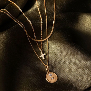 Love Token Necklace - Magpie Jewellery